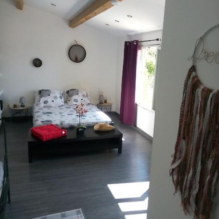 Gite Chez Mamiyo Gallargues Le Montueux المظهر الخارجي الصورة