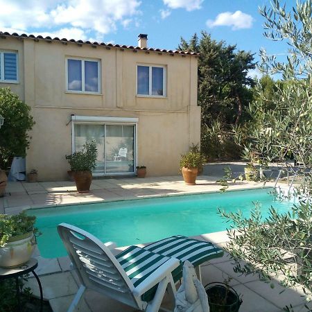 Gite Chez Mamiyo Gallargues Le Montueux المظهر الخارجي الصورة